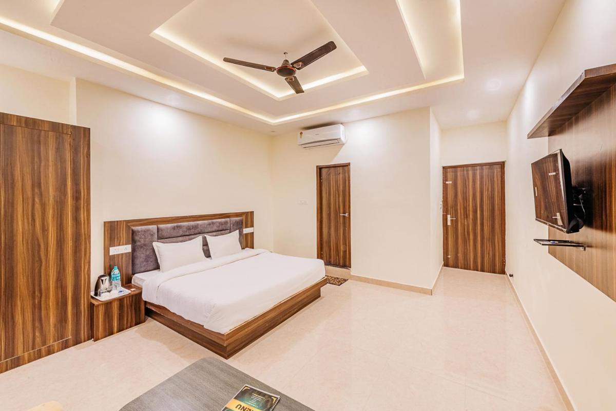 Aditya Palace 布什格尔 外观 照片
